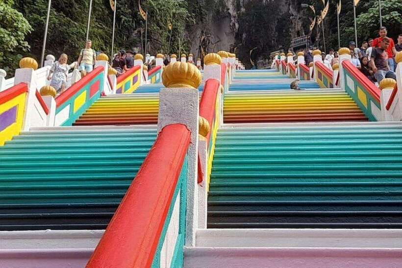 Kuala Lumpur: Kuala Gandah and Batu Caves Private Trip - Key things to know before you go