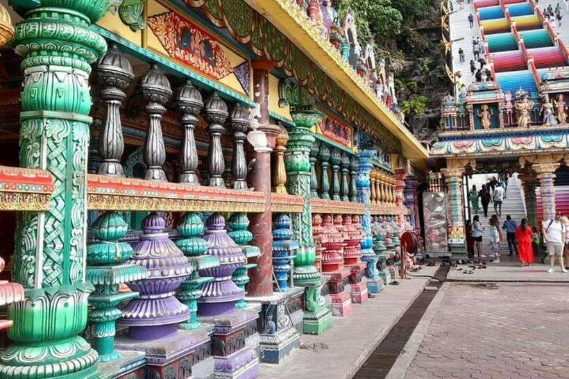 Kuala Lumpur: Kuala Gandah and Batu Caves Private Trip - What to bring and how to make it smoother