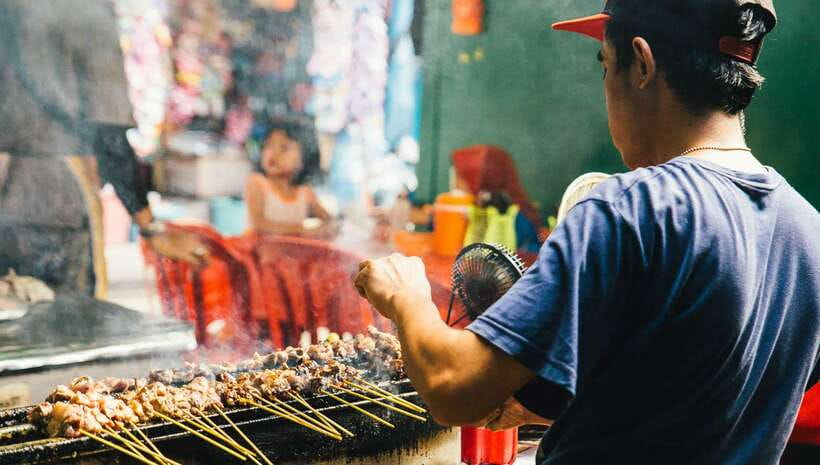 Kuala Lumpur: Local Street Food Night Tour - Hutong Food Court on Jalan Bukit Bintang: Start Smart, Eat Confidently