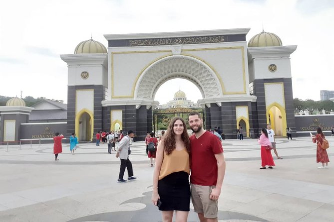 Kuala Lumpur Must-See Landmarks with Professional Tour Guide - First impressions: a smart half-day plan for KL orientation