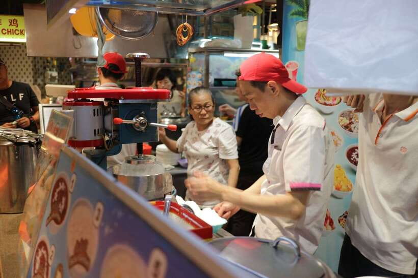Kuala Lumpur: Nightlife Street Food Tour with 6 Tastings - Getting around with MRT: fast, cheap, and confidence-building