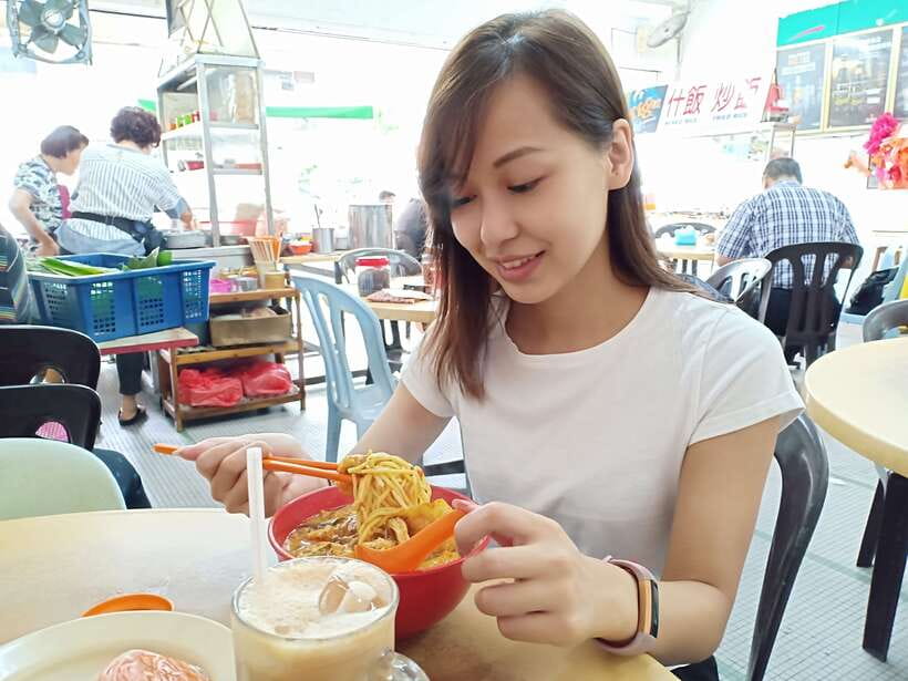 Kuala Lumpur: Private Batu Cave, National Mosque Tour, Lunch - Little India lunch: where the flavors pull the day together