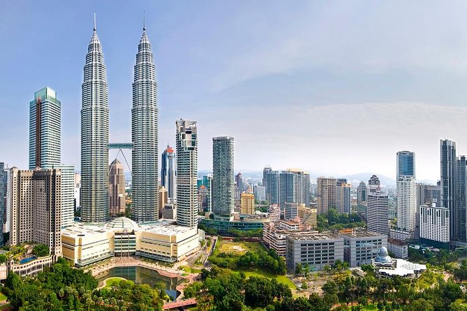 Kuala Lumpur Private City Highlights Tour - Masjid Negara and Merdeka Square: architecture and independence in one stretch