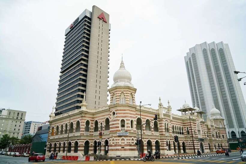Kuala Lumpur: Private custom walking tour with a local guide - Key points to know before you go