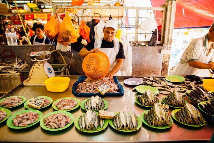 Kuala Lumpur: Private Food Tour – 10 Tastings with Locals - Temple Stops: How Food Connects to Culture in KL