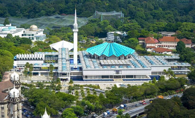 Kuala Lumpur: Private Full-Day 10 Wonders Tour - National Monument and the view-minded end of the day