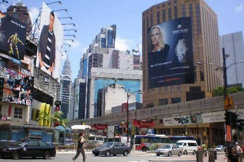 Kuala Lumpur: Private Half-Day City Tour - Petronas Twin Towers photo stop, plus what to listen for