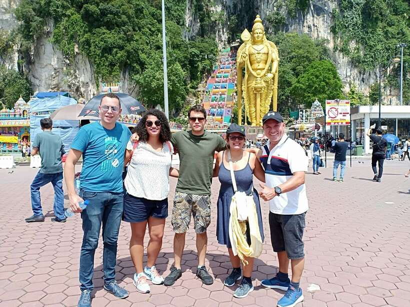 Kuala Lumpur: Private Tour to Genting Highland & Batu Caves - Driver and Guide Quality: What to Expect From the Private Format