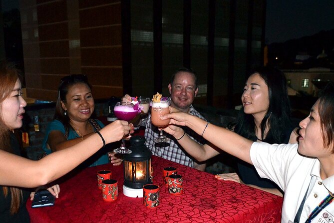 Kuala Lumpur's Nightlife Secrets and Street Food - Logistics that affect your comfort level