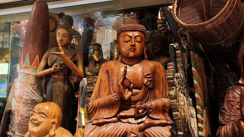 Kuala Lumpur: Sightseeing, Markets, and Food Night Tour - Petaling Street in Chinatown: quick shopping plus street-food momentum