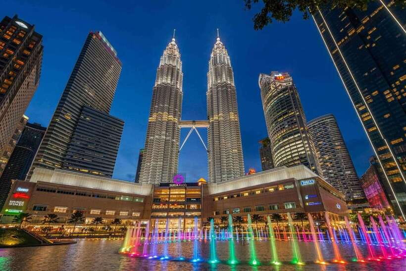 Kuala Lumpur: Sightseeing, Markets, and Food Night Tour - Brickfields and Little India at night: colors, smells, and sweets
