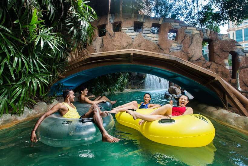 Kuala Lumpur: Sunway Lagoon Entry Ticket - Water Park and Nickelodeon Lost Lagoon: splash time that runs to 18:00
