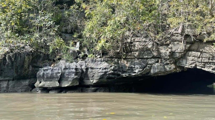 Langkawi: Half-Day Private Kilim River Mangrove Boat Tour - Dangli Island snorkeling and fish feeding you can actually plan for