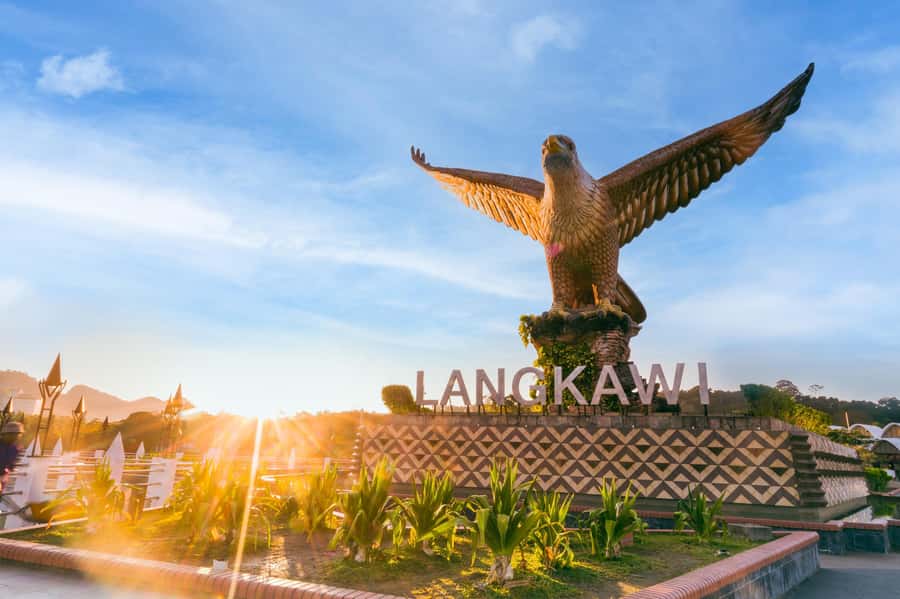 Langkawi: Half- or Full-Day Private Car Tour of Highlights - The flow of your day, from pickup to drop-off