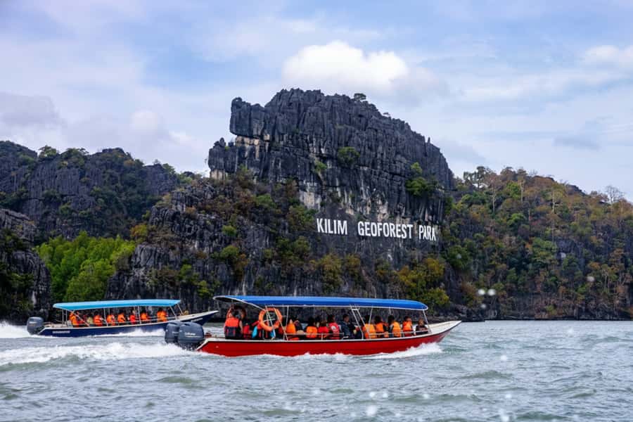 Langkawi: Half- or Full-Day Private Car Tour of Highlights - Langkawi Cable Car (SkyCab): give it your full attention