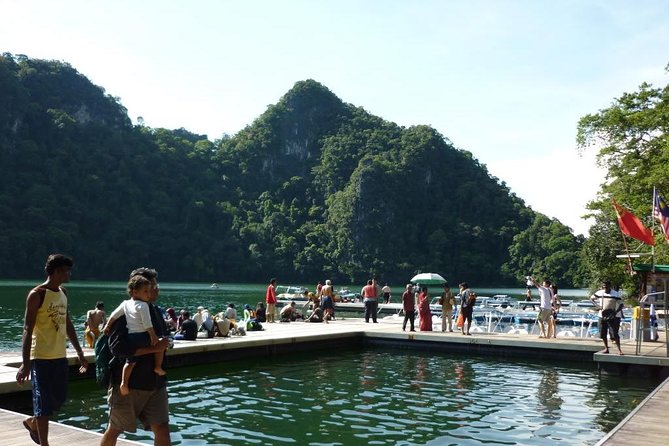 Langkawi Island Hopping Boat Tour with Return Transfer - Timing Your Pickup: Morning vs Afternoon, and Where to Meet