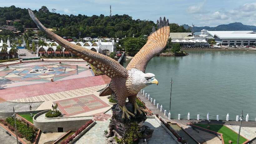 Langkawi Jet Ski Tour Dayang Bunting Free Drone Video - Pulau Singa Besar: photo stop plus wildlife moments