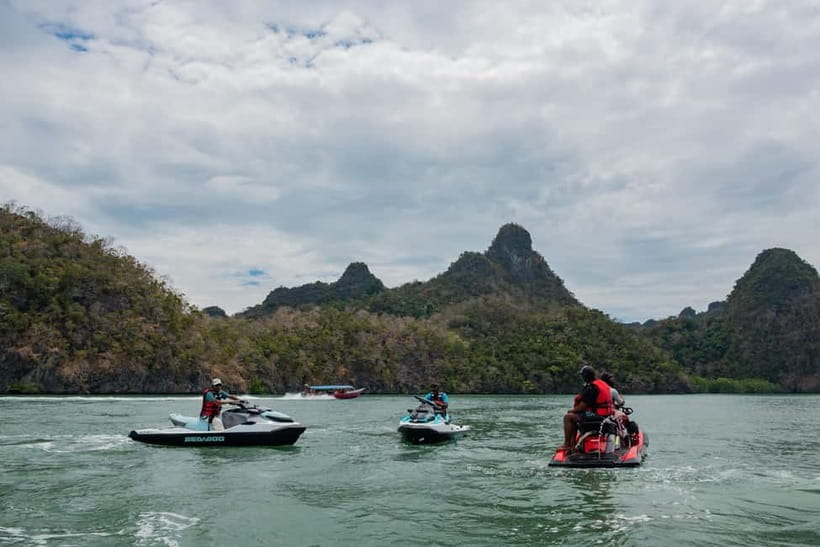 Langkawi: Jet Ski Tour UNESCO Kilim Geopark Free Video - From meeting point to jet ski: how the day starts in Langkawi