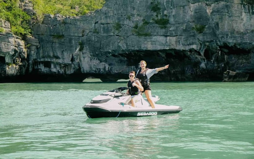 Langkawi: Jet Ski Tour UNESCO Kilim Geopark Free Video - Selat Panchor Cave exploring: waterfall inside and a short shore walk