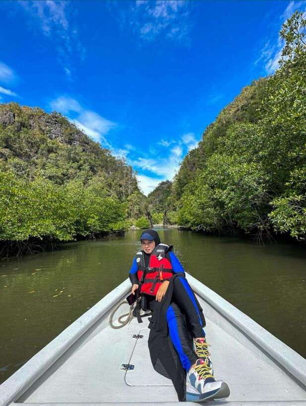 Langkawi:Mangrove Tour Private VIP Boat - Kilim Geoforest Park, but with a VIP boat pace