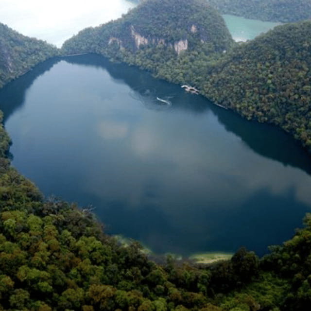 Langkawi:Pregnant Maiden Lake & Islands Hopping Private Boat - Who should book this private boat Langkawi route (and who might not)
