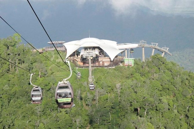 Langkawi Tour with SkyBridgewalk,Langkawi Cable Car,Oriental Village pass - Private guide, door-to-door pickup, and the one thing to watch