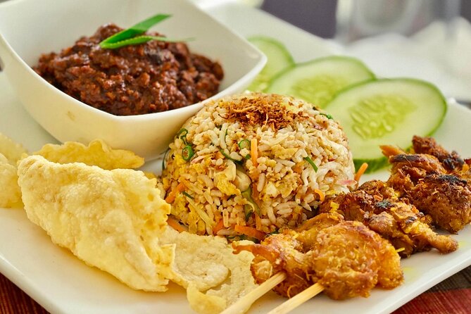 LaZat Malaysian Cooking Class - Cooking in the kitchen: what “hands-on” really means here