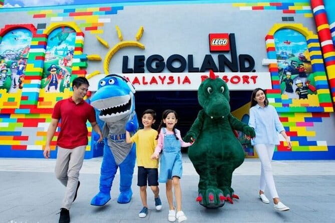 Legoland Malaysia Theme Park E-Tickets - What a LEGOLAND Malaysia themed day feels like inside the park