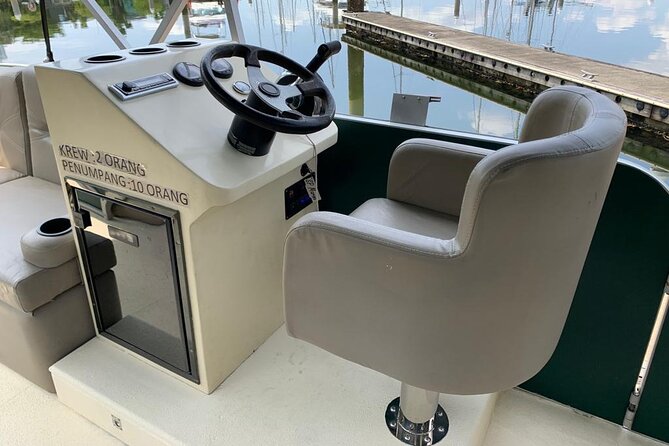 Magical Brooklyn Cruise at Puteri Harbour - Rules that affect your comfort: seating, rain, and safety