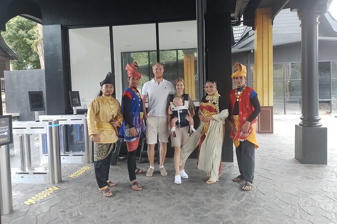 MALACCA DAY TRIP (Price based per Car) - What $210 per car really means for your Malacca day
