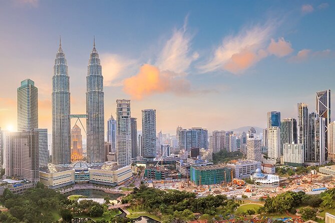 Malaysia Petronas Twin Tower Observation Deck E-Tickets - Level 86 observation deck: photos, angles, and window reality