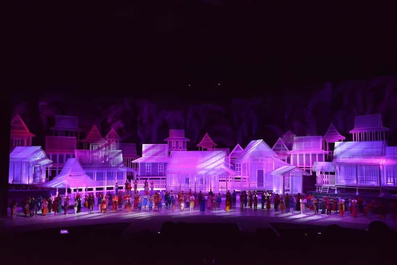 Melaka: Encore Melaka 70 mins Live Performance Ticket - Who Should Book Encore Melaka (and Who Might Skip)