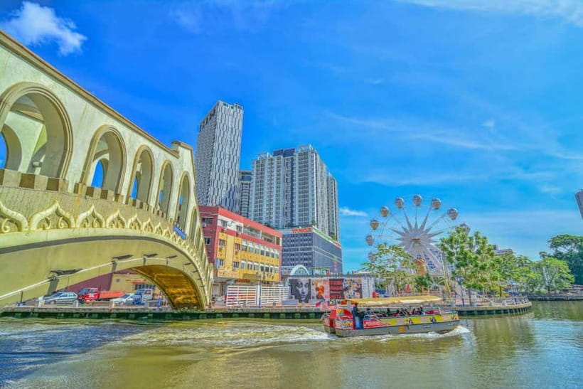 Melaka: Melaka River Cruise E-Ticket - Stadthuys, church spires, and fort bits from the water