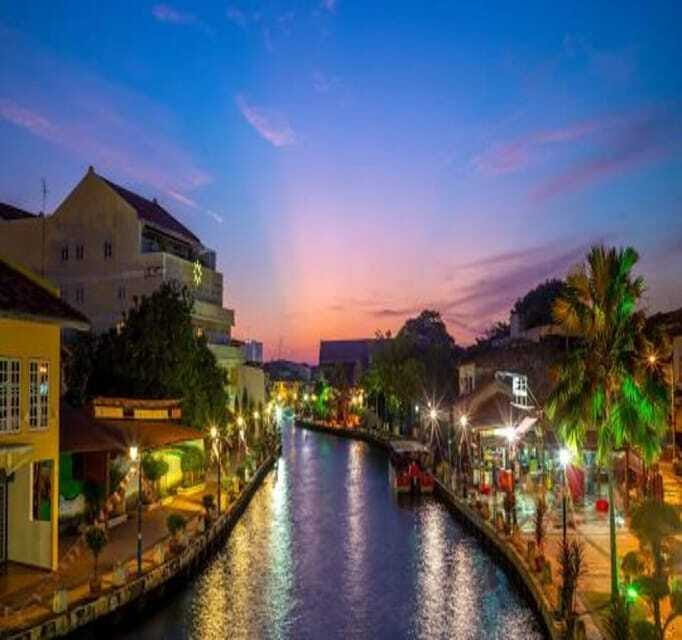 Melaka: Private Full-Day City Tour - Cheng Hoon Teng Temple and Kampung Kling Mosque in One Route