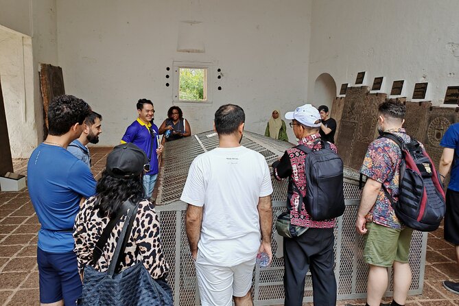 Melaka UNESCO City Guided Walking Tour - Tip Based - Peranakan culture stops you should not rush
