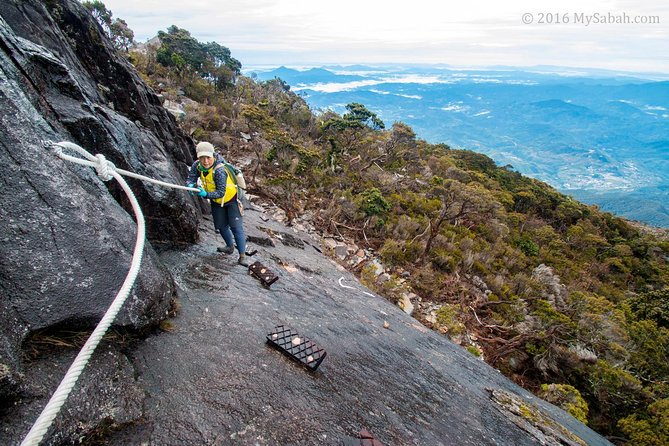 Mount Kinabalu Climbing 3 Days 2 Nights - The 12 km Hike Plan: Breaks, Cold Weather, and Packing Like You Mean It