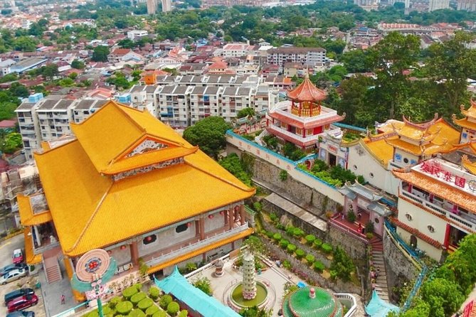 Penang City & Temple Tour with Penang Hill(Fast Lane)& Kek Lok Si - Stop 2: Wat Chayamangkalaram Temple, Thai Buddhist Energy