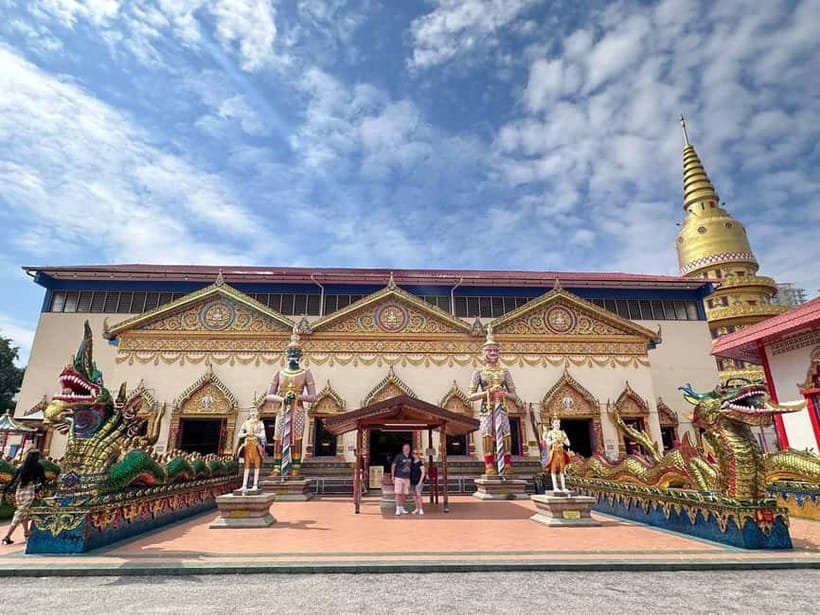 Penang: Fascinating 5-Hour Private Local Tour - Comfort that matters: vehicle, water, and multilingual guidance