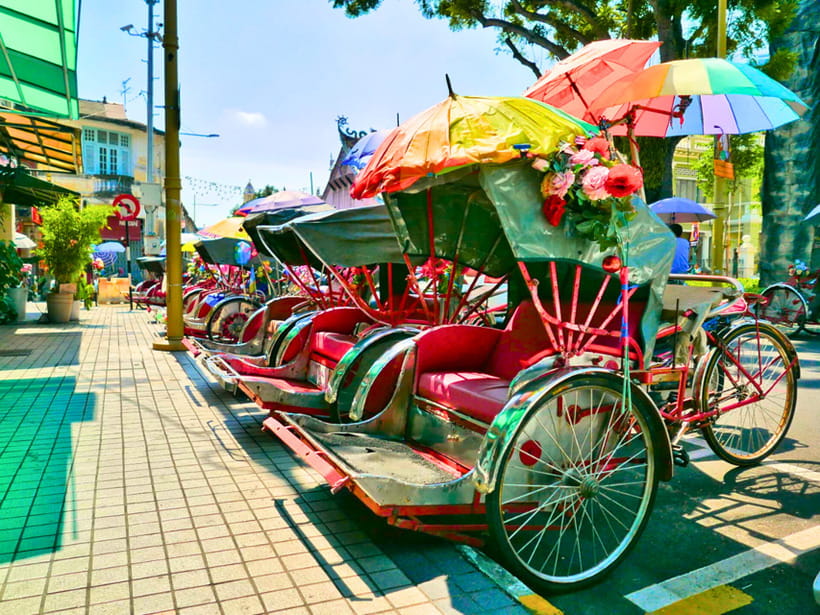 Penang: Kek Lok Si Temple and Penang Hill Guided Tour - Who this tour is best for, and who should choose differently