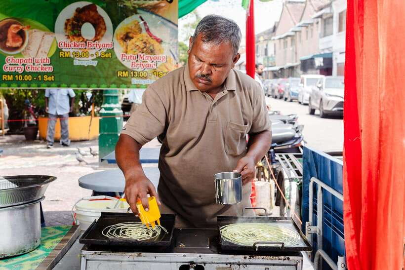 Penang Plates Food Tour with 15+ Tastings - Banana leaf thalis and daals: why the meal format matters