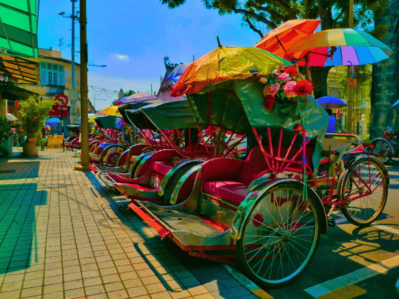 Penang: Trishaw Ride and Hawker Center Food Tour - Nine Emperor Gods Festival Note for October 2025