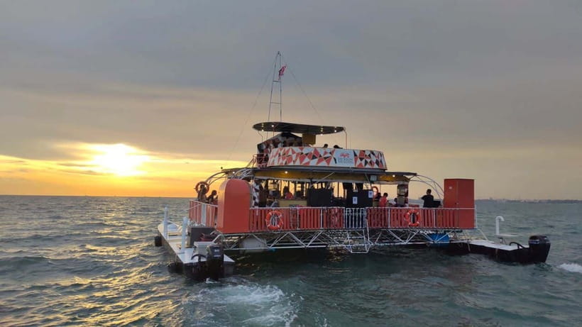 Port Dickson: Dragon Sunset Cruise with Salt Water Jacuzzi - The 60 to 90 Minute Window: How the Cruise Actually Flows