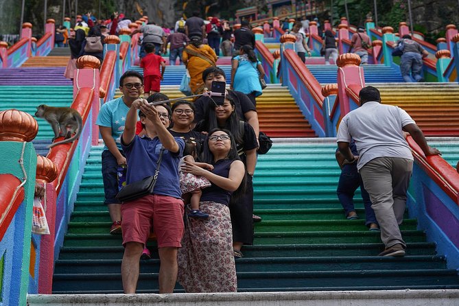 Private Batu Caves, National Mosque & Religious Tour with Lunch - Banana leaf lunch: included fuel for the tight schedule