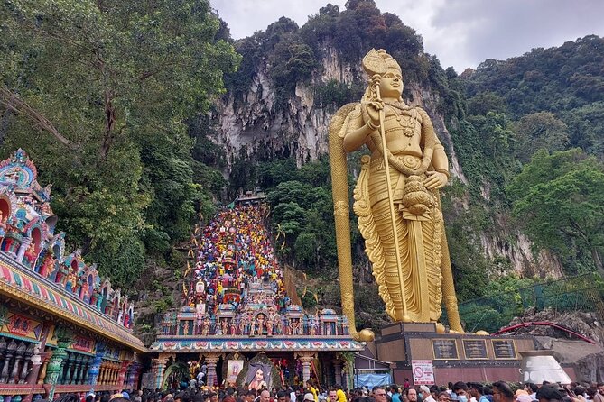 Private Genting Highlands & Batu Caves Trip with Cable Car Ticket - Chin Swee Cave Temple Stop: A Free Break With Big Views