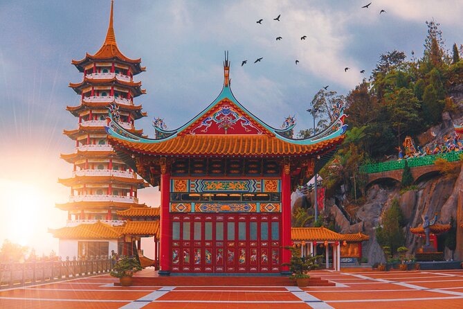 Private Genting Highlands & Batu Caves Trip with Cable Car Ticket - What To Expect From Your Driver, And Why Names Come Up