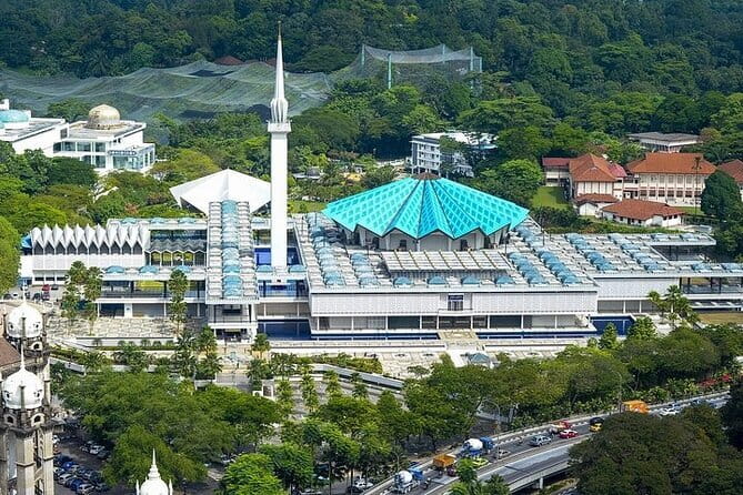 Private Half-Day Cultural Tour in Kuala Lumpur - Price and logistics: what you pay for, and what you still handle