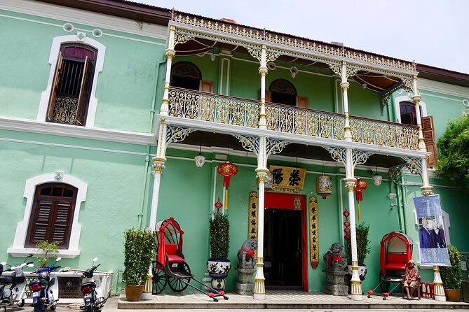 Private Half-Day George Town History Tour - Reclining Buddha at Chaiya Mangalaram, plus Thai dragon details
