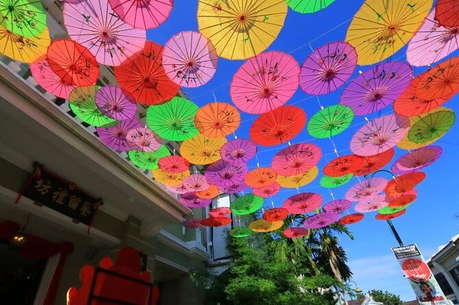 Private Half-Day Penang Hill and Kek Lok Si Temple Tour - Family-friendly and active enough for a half-day