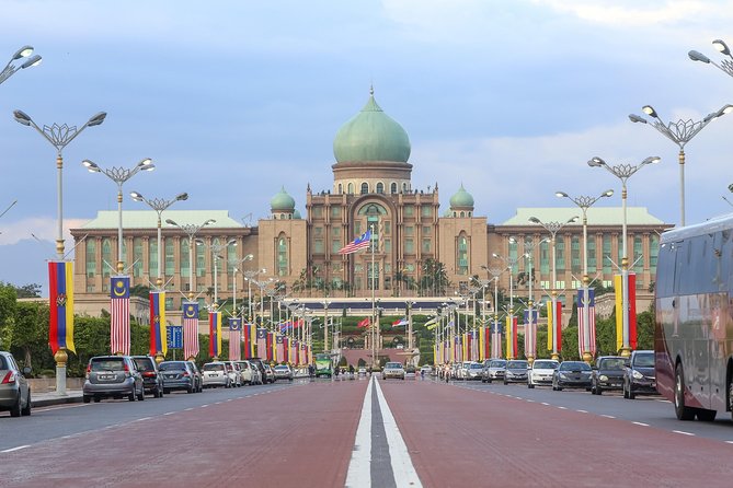Private Half-Day Putrajaya Tour with Lake Cruise from Kuala Lumpur - Getting There From Kuala Lumpur, and What “Private” Changes