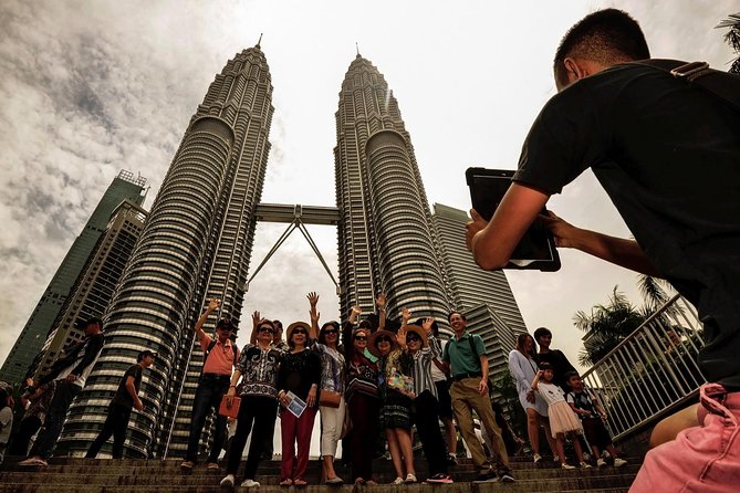 Private Kuala Lumpur Photographic Tour With Petronas Towers & Sky Box K.L Tower - Value and Price: What $117 Buys You in Real Time